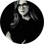 Instagram bio photo of Sara Commers